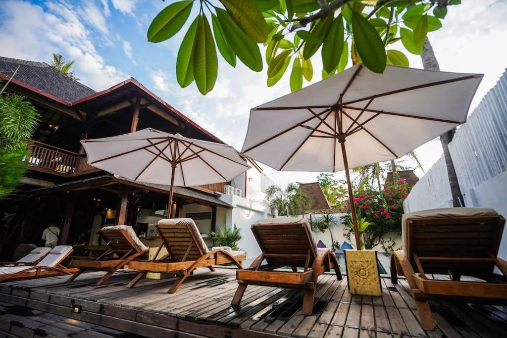 Villa Luna Sunset Beach Gili Trawangan Exterior photo