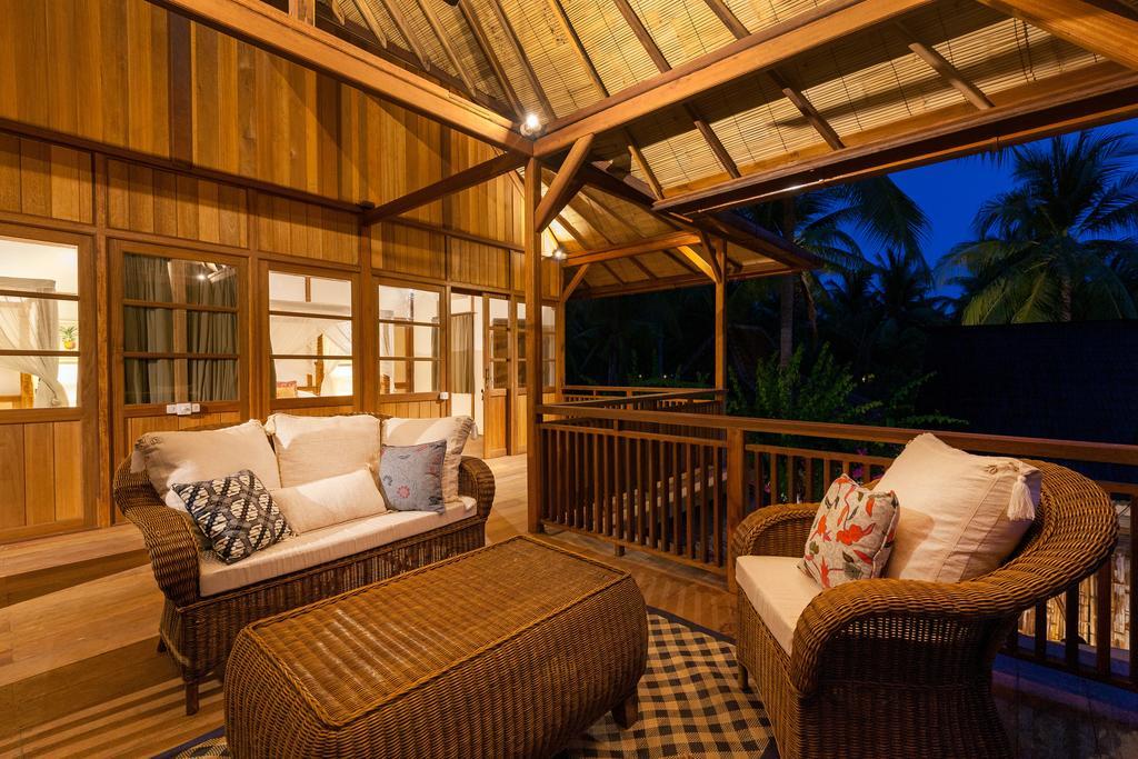Villa Luna Sunset Beach Gili Trawangan Exterior photo