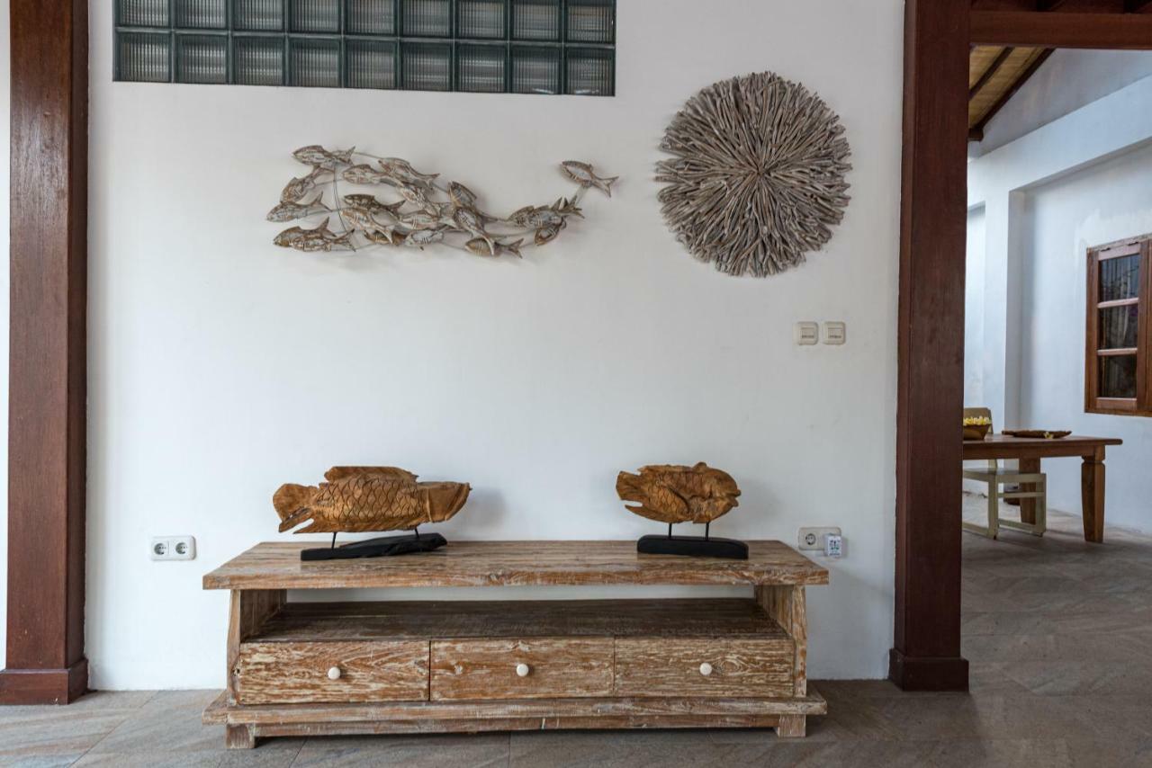 Villa Luna Sunset Beach Gili Trawangan Exterior photo